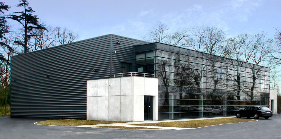 11-001-PHOTO 2.jpg